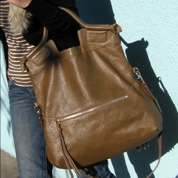 Large Foley + Corrina Green Leather Tote Bag - Picture 2 of 11